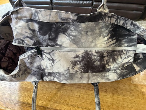 NWT NEW Victoria’s Secret PINK Black Tie Dye Canvas Tote Travel Overnight Bag - Picture 4 of 5