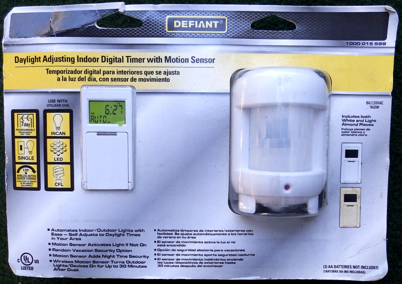 Defiant Daylight Adjusting Indoor Digital Timer with Motion Sensor 1000 015 589