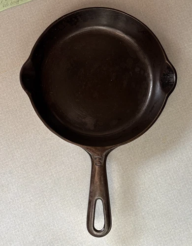 Griswold Cast Iron Skillet  No. 3 Small Block Logo Erie, PA., 709 K