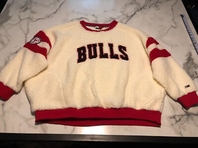 Tommy Hilfiger Tommy Jeans Sweatshirt Mens M Red White Chicago Bulls Sherpa