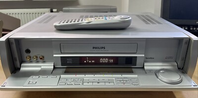 PHILIPS VR-20D SVHS-/ DVHS-Videorecorder PAL NTSC + MESECAM- geprüft vom Händler