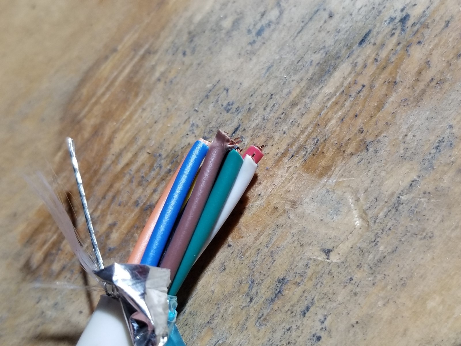 Houwire HW40601608 16/8C Plenum Shielded Control/Communication Cable White /50ft