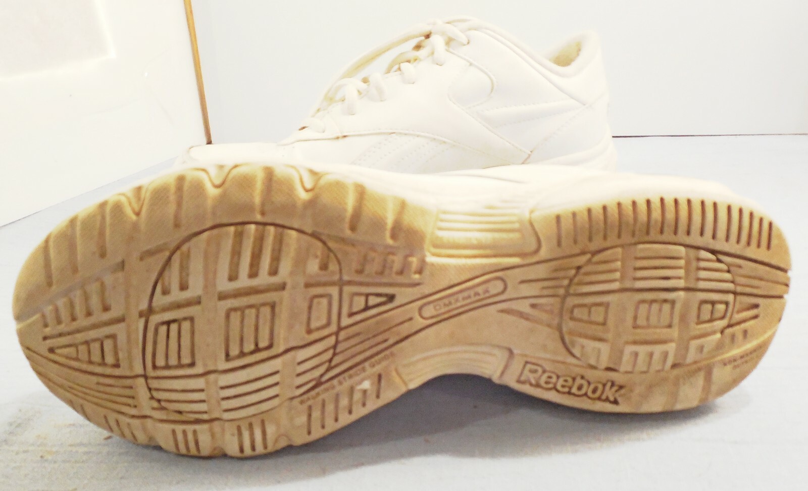 Reebok Classic white leather walking shoes DMX Max sz… Gem