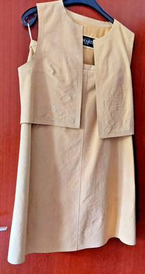 SMARTI Style  Alcantara 2-Teiler Kleid Bolerojacke Leder 40 eingestickte Motive