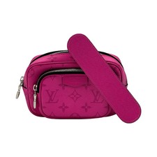 LOUIS VUITTON Outdoor Pochette Taiga Leather Shoulder Bag M30781 OKB8323