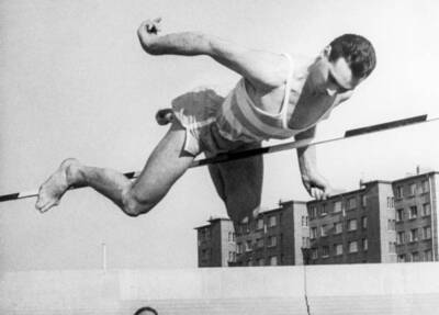 Maurice Fournier a high jump event Colombes stadium July 28 1963 Old Photo