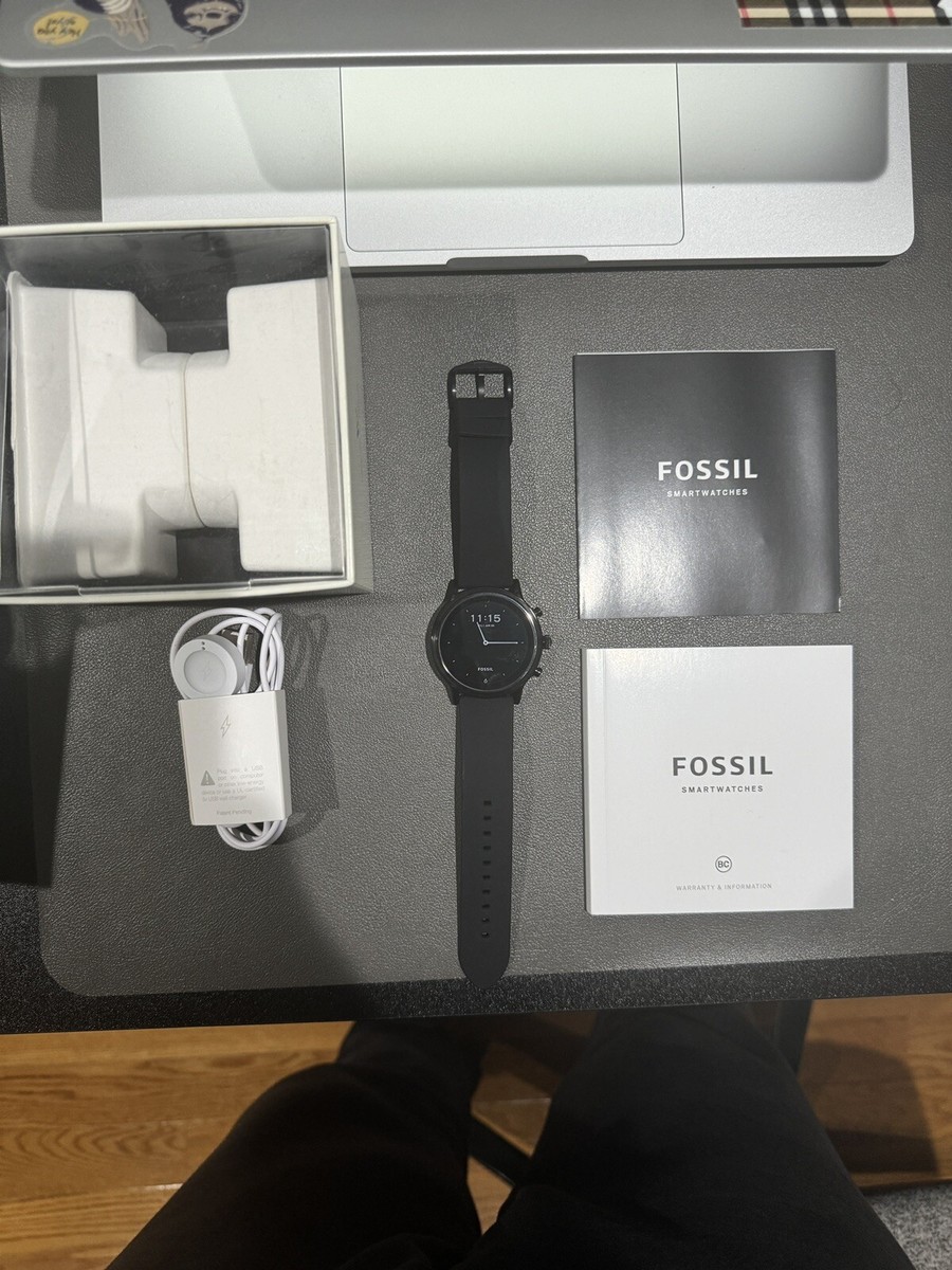 Fossil Gen 5 Smartwatch The Carlyle HR Black Silicone 44mm Free Fast  Shipping