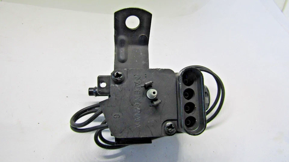 25519960 GM EGR VACUUM SOLENOID NEW NOS - Image 2 of 4