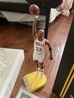 Salvino Michael Jordan Upper Deck Authenticated Figure 1876/2500!!  — photo 2