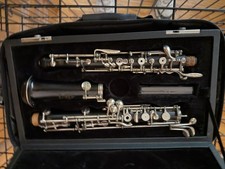 Leblanc Oboe Woodwind Instrument, Includes Case