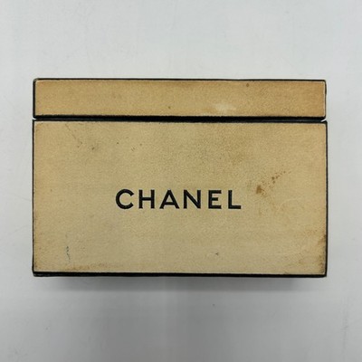Chanel Sampler No 2707 Perfume: Cuir De Russie, Bois Des Iles, No