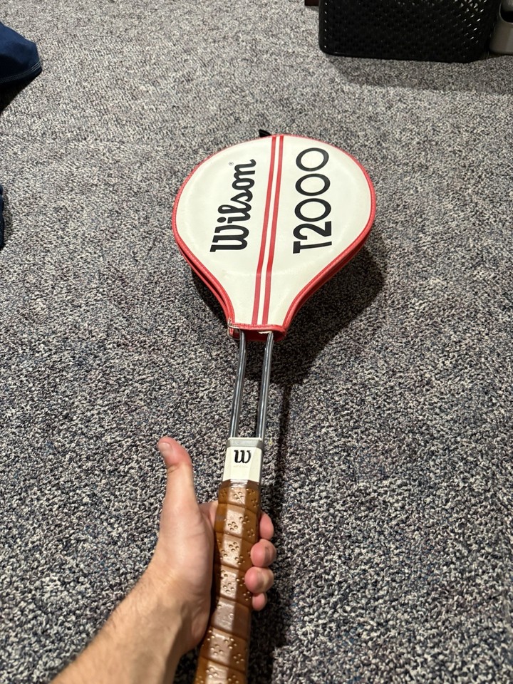 Raquette Tennis Wilson T2000 vintage avec house Gauthier