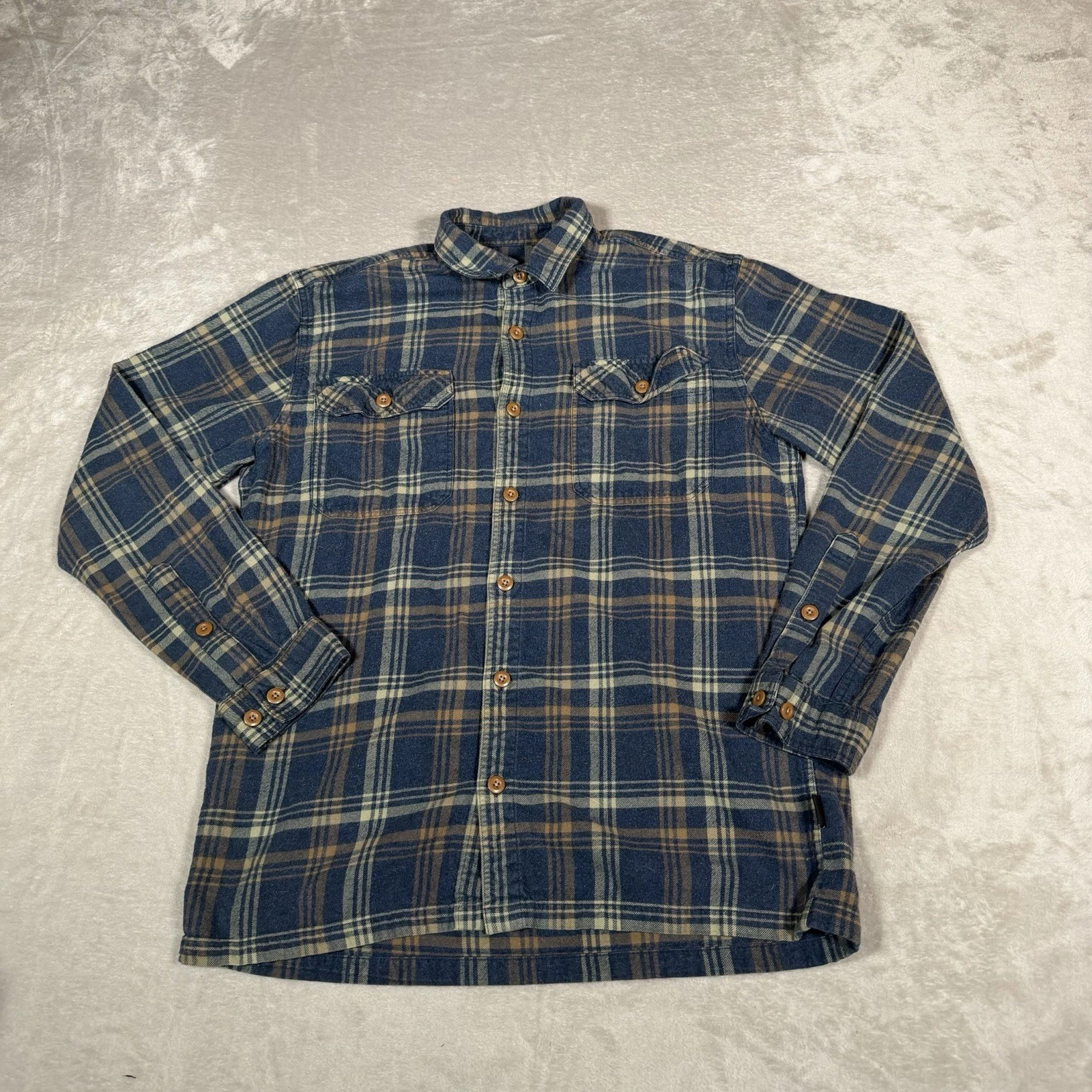 Patagonia Shirt Mens Medium Blue Button Up Organic Fjord Flannel Plaid Hiking