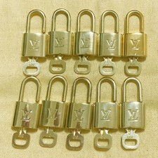 LOUIS VUITTON LV 10 SET PADLOCK KEY CHARM CADENA GOLD-PLATED FRANCE 33PDA255