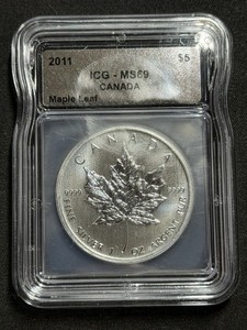 2011 CANADA $5 MAPLE LEAF, 1 Oz .999 SILVER COIN ICG-MS69 - BETTER DATE