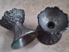 EinPaar Vintage Zinnleuchter (95 % Zinn) mit Punzen.Zustand