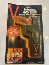 V The Resistance 45'er Sound Pistol and Holster Play Set 80's ARCO NEW