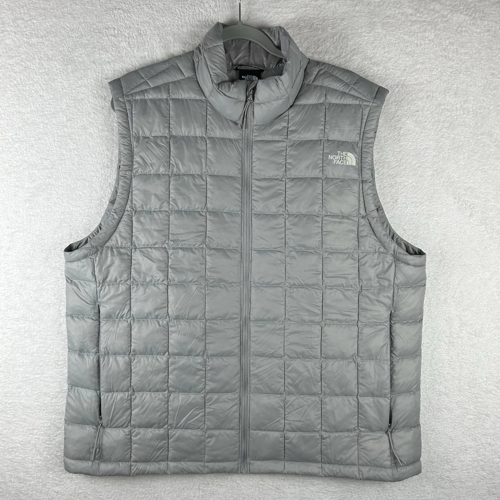 The North Face Vest Men XL Quilted Thermoball Puffer Gray Full Zip NF0A5GLO