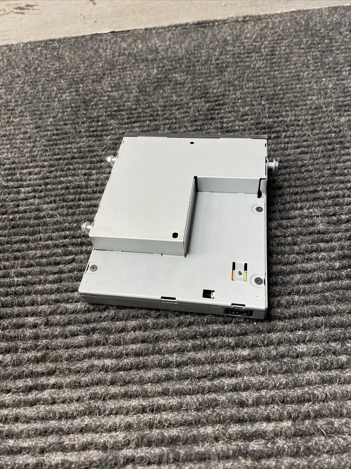 Dell USB Flash Card Reader TW036 TEAC CA-200 A12 N533 1930930A02/1930930A12 L-U - Image 4 of 4