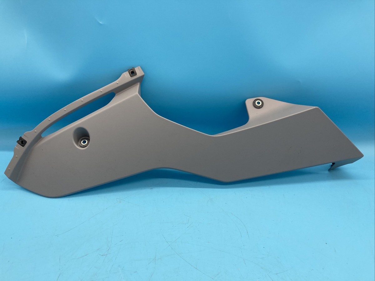 take！ Yamaha R1 1998-99, lower left side fairing panel , OEM 4XV