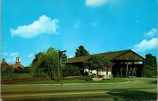 Old Covered Bridge Entrance Shelburne Museum Vermont VT Horse Carriage Postcard