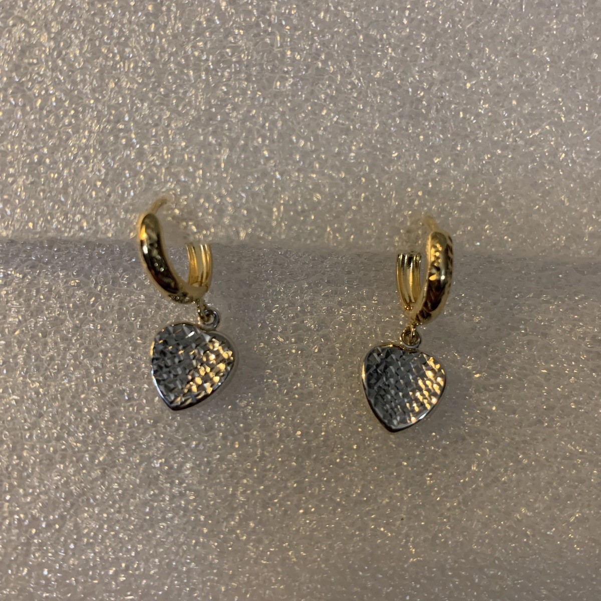 [Golden dew] 韓国☆18K Gold☆Heart For You 3 earring 14KT Yellow Gold 1/8 cttw Diamond Journey Heart Earrings