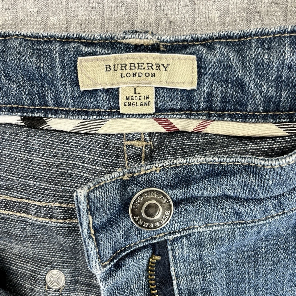 Burberry London extremely rare Bootcut Women (L) made/England whiskered jeans - Image 3 of 4
