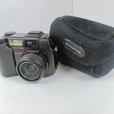 Olympus C-5050 ZOOM Digital Camera with Case - Olympus