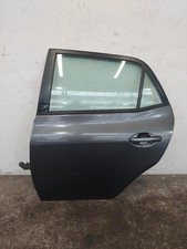 Porte arrière et accessoires Toyota AURIS