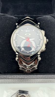 OAKLEY JUDGE STEALTH BLACK STAINLESS STEEL BRACELET BLACK DIAL