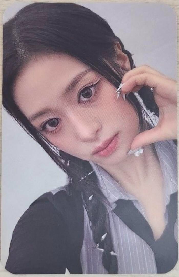タレントカード AHYEON 1st APRIL FULL CARD AHYEON BABYMONSTER Broadcast Photocard PC Photo card Kpop