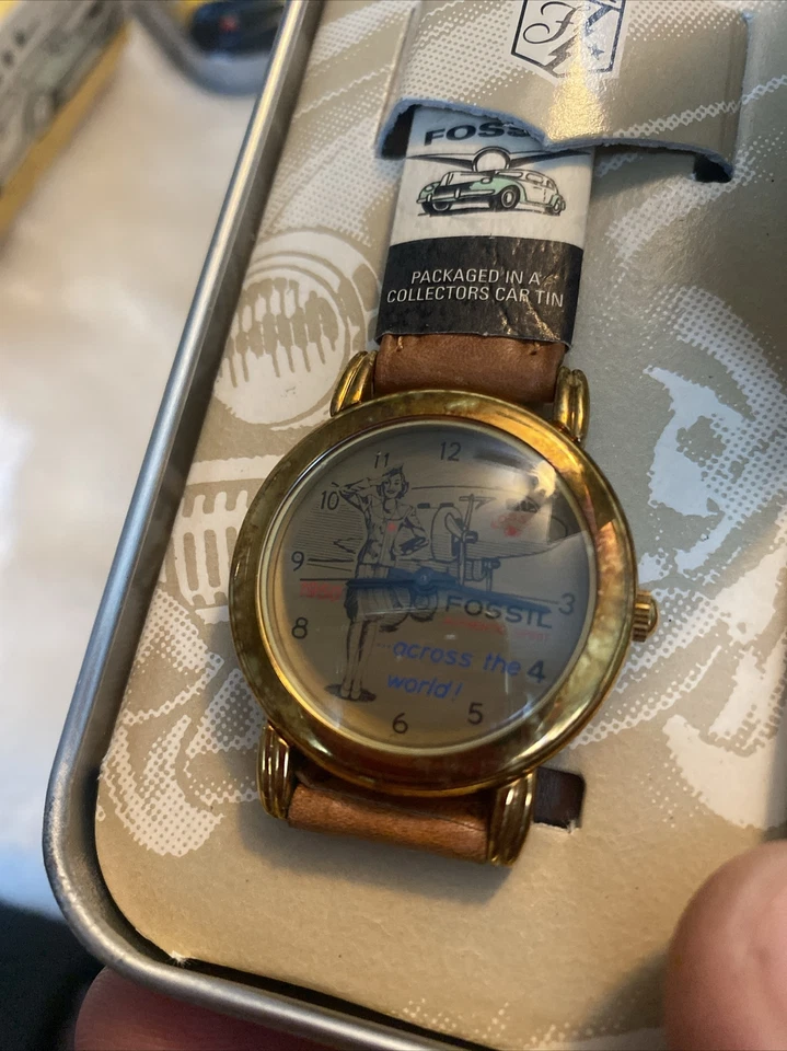 Lote De 9 Relojes De Colección Fósiles Lorus Rey León Mickey Mouse Toy Story Buzz Plus Foto 2 de 4