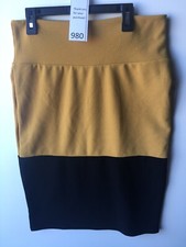 New M LULAROE CASSIE Pencil Skirt Medium Yoga Waist Band, NWT Fast shipping