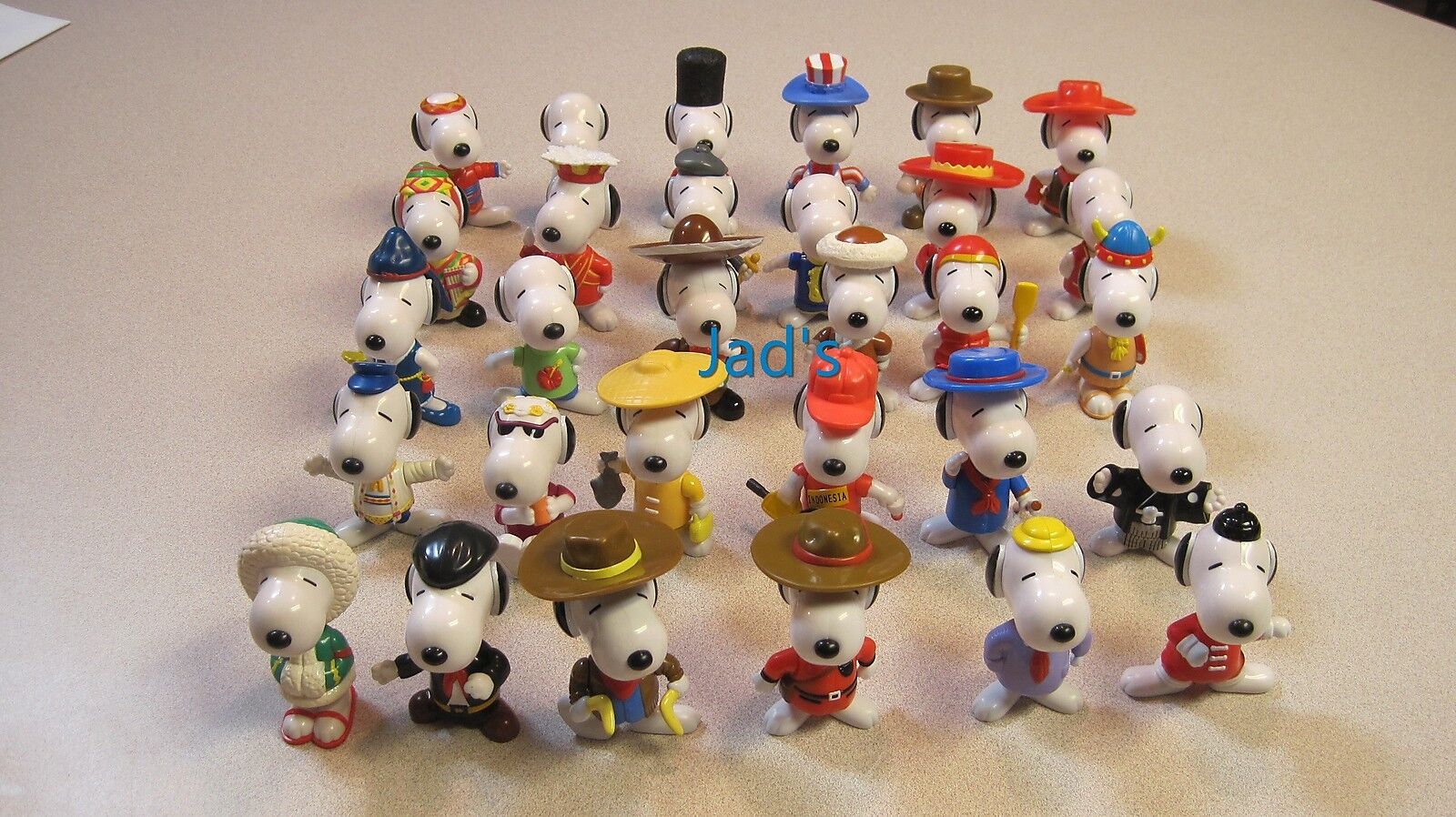 McDonalds 1999 Snoopy World Tour Europe Edition, Complete Set of 30, MIP,  Scarce