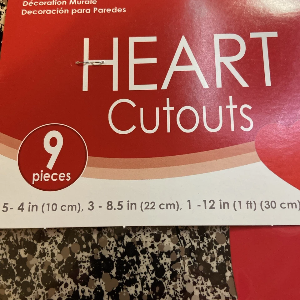 Papel de cartulina impresa paquete recortes de corazón impresos - tamaños surtidos (paquete de 9) Foto 2 de 4