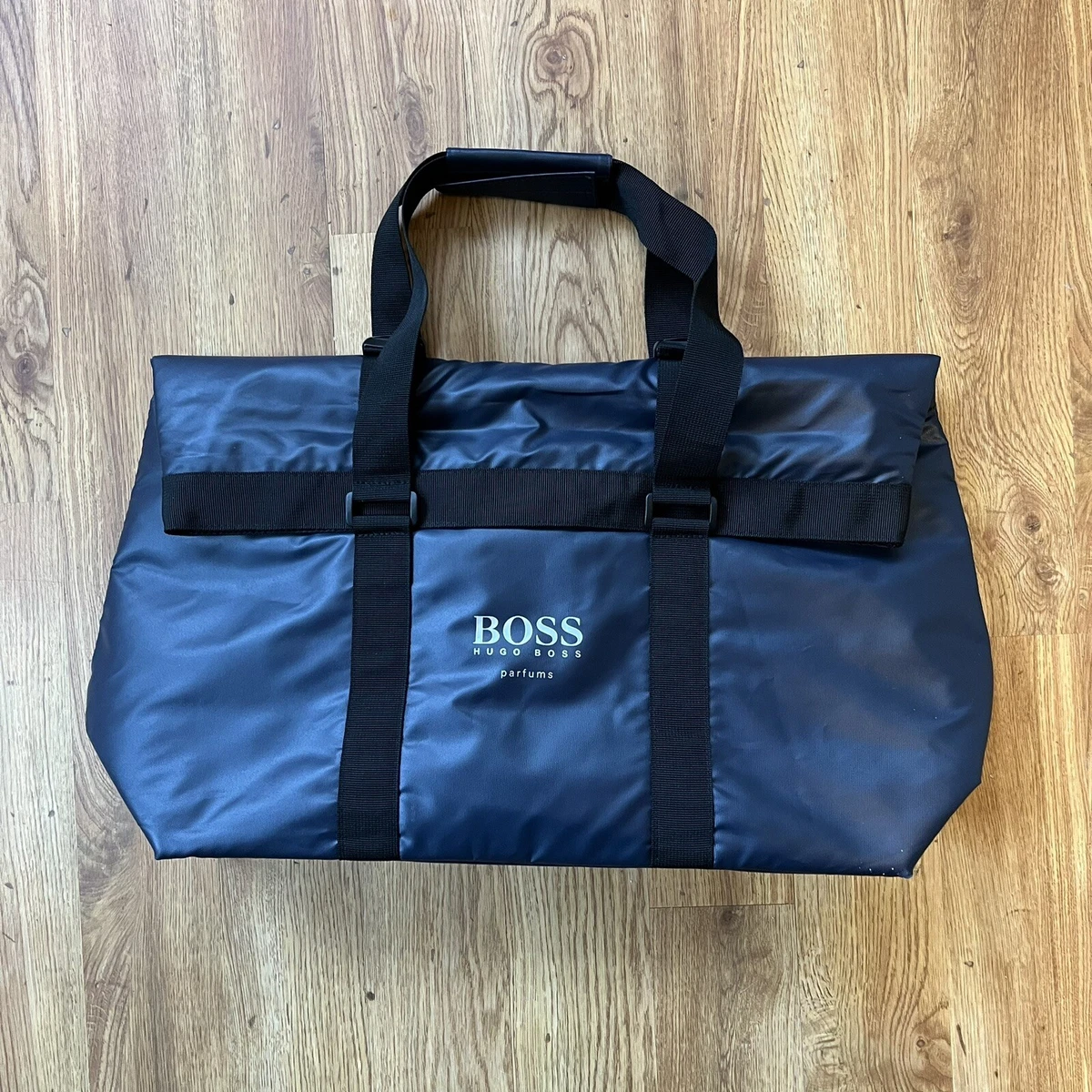 Hugo boss holdall bag deals