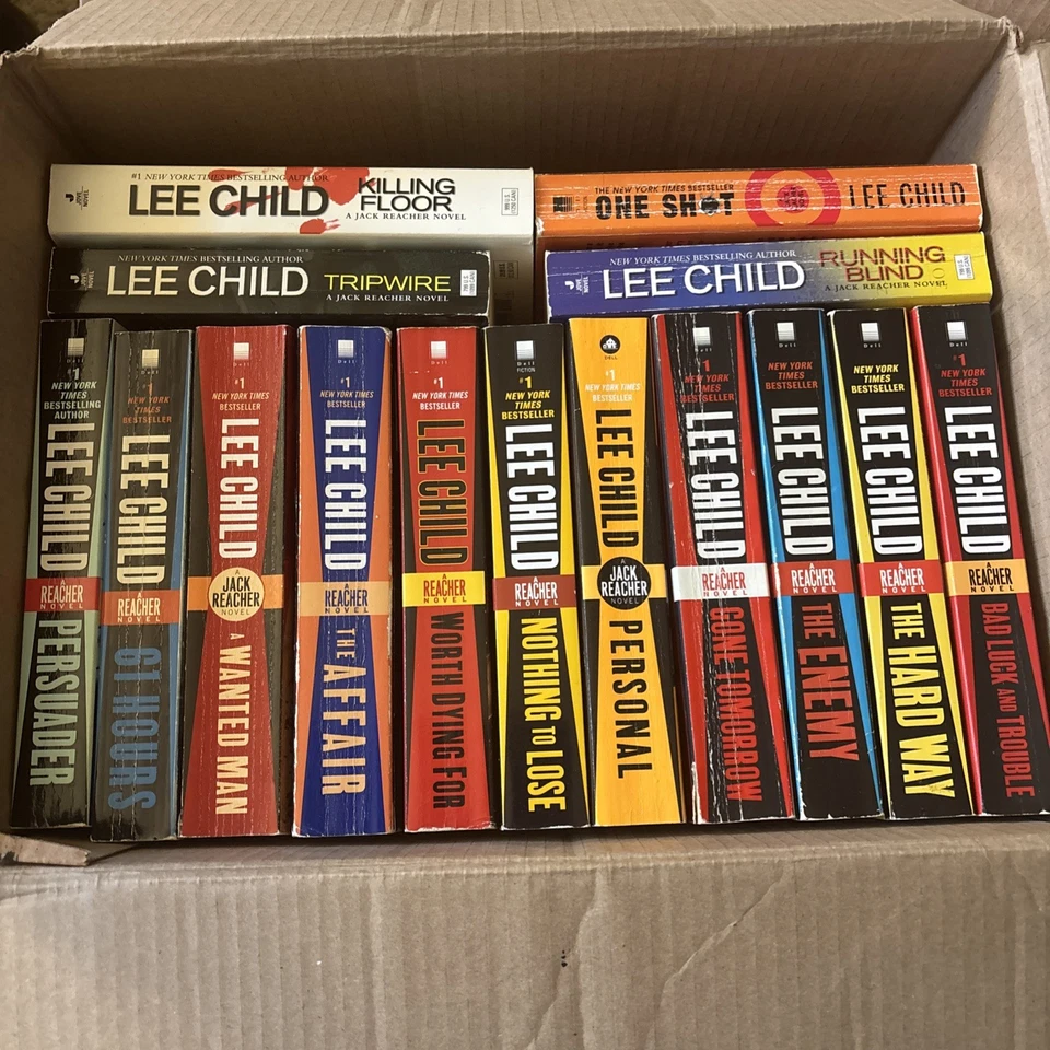 Lot of 15 Jack Reacher Series Paperback Books by Lee Child Amazon Series Foto 2 de 2