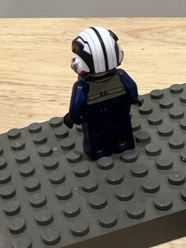 LEGO Star Wars 75160 U-Wing - Rebel U-Wing Pilot - Minifigure sw0800 UP23