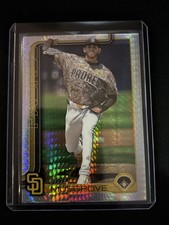 🔥Joe Musgrove 2025 Topps Chrome #55 Prism Refractor San Diego Padres