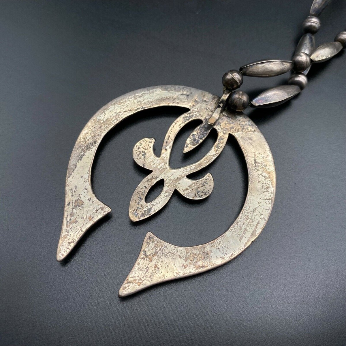 ネックレス・ペンダント Vintage Stamp Work Pendant (Navajo) Museum Vintage Navajo 'Extreme Stamp' Sterling Native