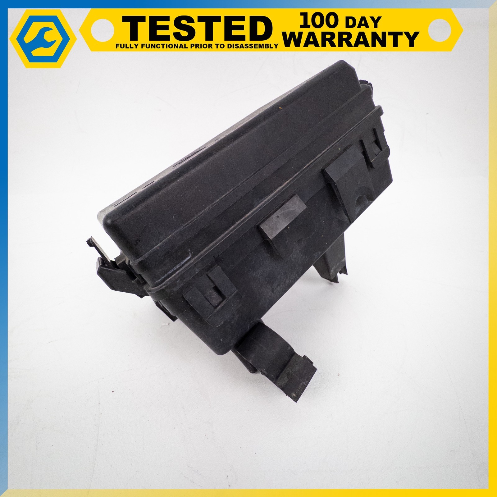 05-13 CHEVROLET CORVETTE C6 ENGINE WIRING HARNESS JUNCTION BLOCK FUSE BOX OEM