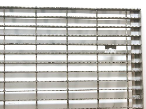 Bar Serrated Grating Decking : 32” W x 24” L x 1.25” H Aluminum 8821 - Picture 3 of 12