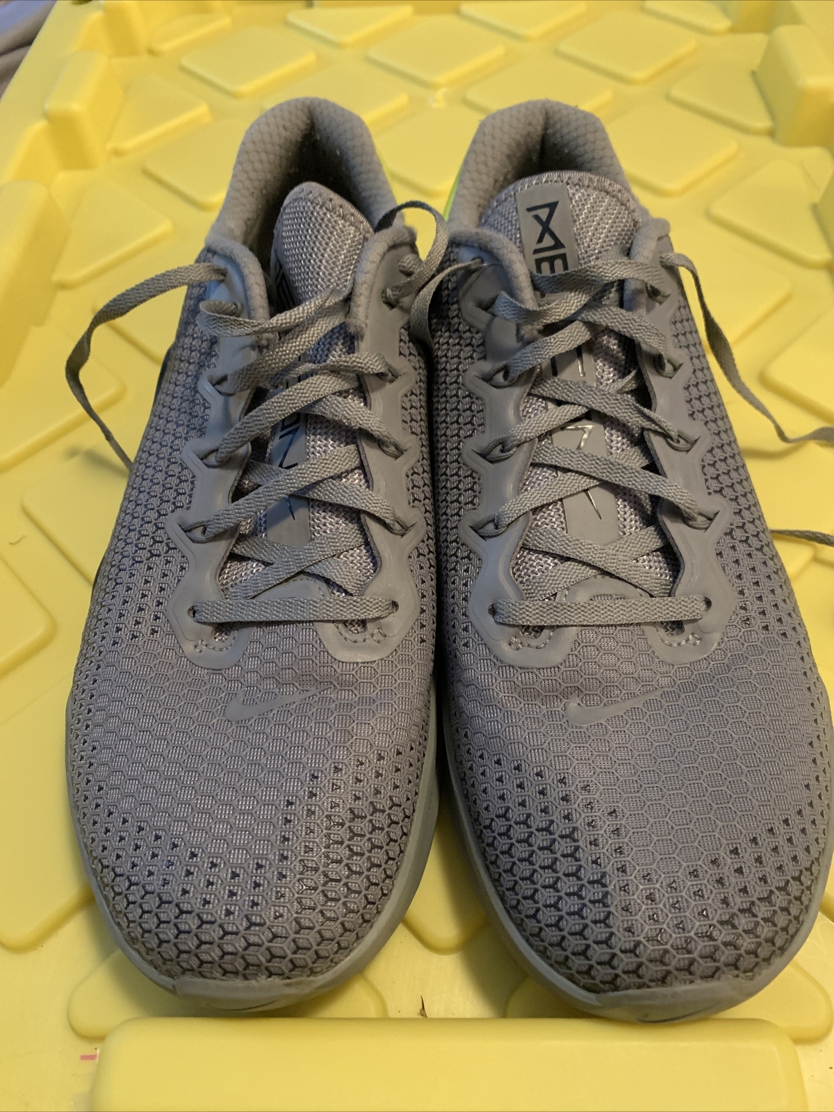 nike metcon 4 atmosphere grey