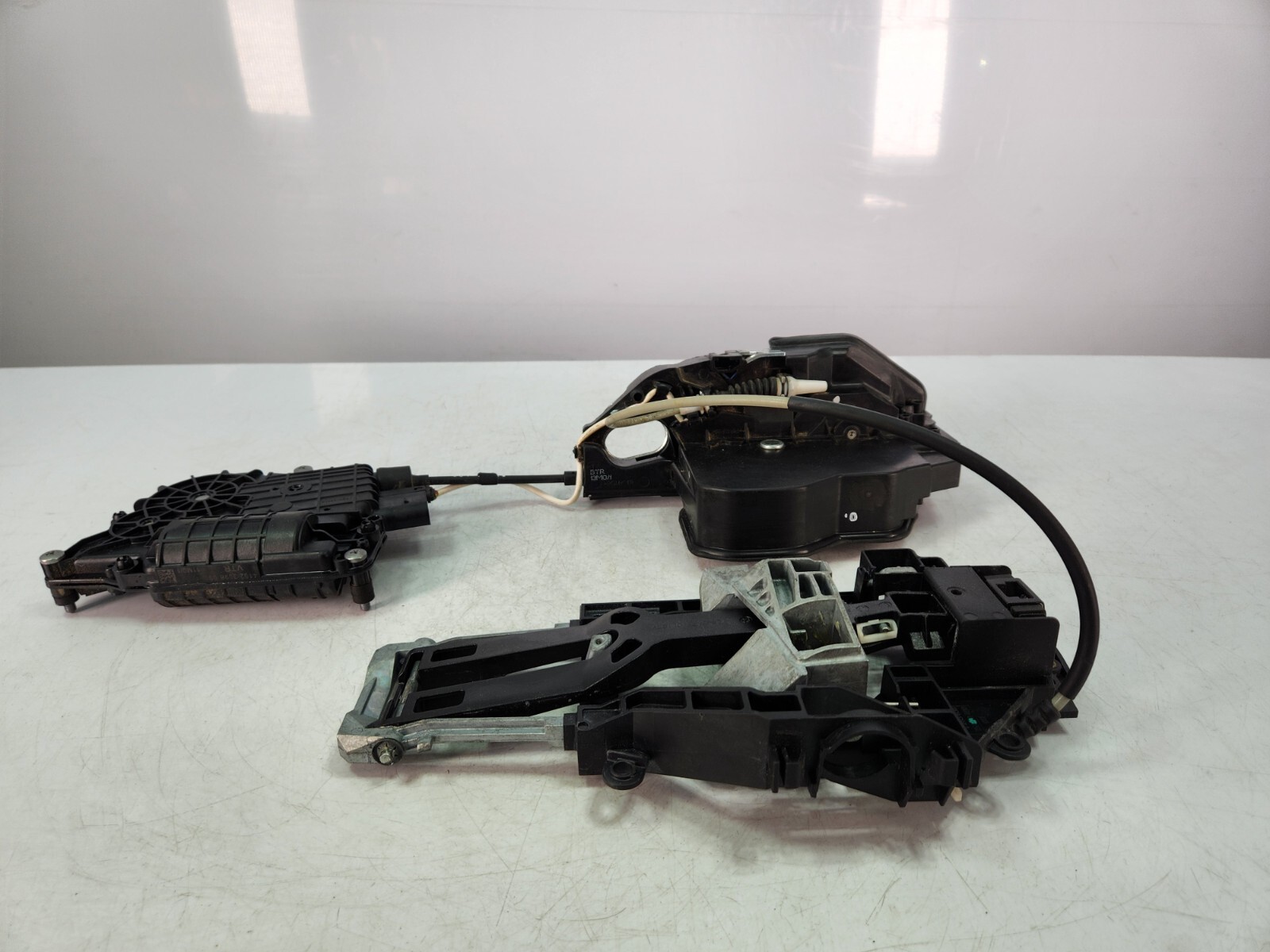 ✅10-14 OEM Rolls-Royce Ghost RR4 Front Right Side Door Lock Latch Actuator