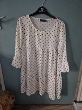 Pretty Little Thing Size 10 White Spot Short 3/4 Sleeve Tiered Dress (824/22/v)