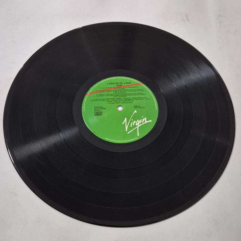 UB40 'Labour Of Love' 1983 12" Vinyl LP Record Virgin Records U.K. Pressing - Image 3 of 4