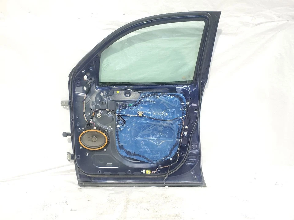 2008 2018 Toyota Sequoia OEM 8S6 Nautical Blue Right Door Lip Damage - Image 2 of 4