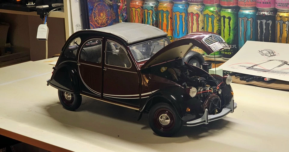 Citroën 2cv Charleston Deagostini 1:8 - Immagine 3 di 4