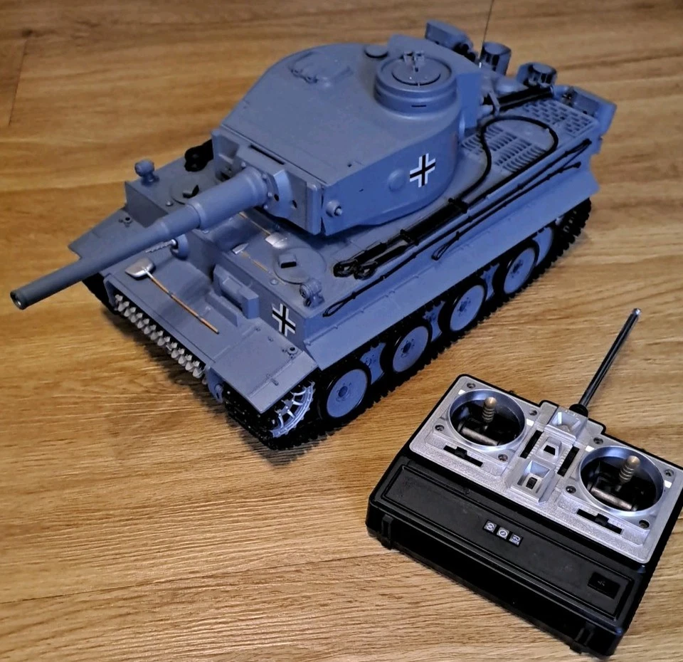 RC Panzer Tank TIGER 1 HengLong 3818 1:16 - Bild 2 von 4