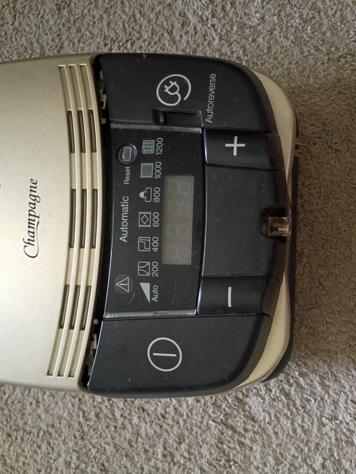 Bote de vacío Miele Champagne solo S548 con accesorios SIN MANGUERA Foto 3 de 4